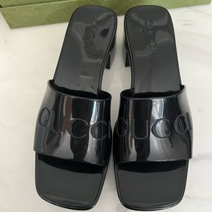 Brand new authentic Gucci rubber slide